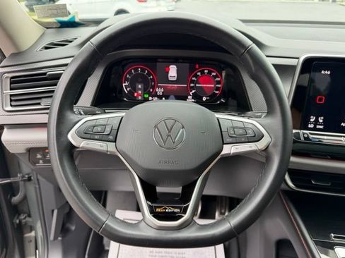 Used 2024 Volkswagen Atlas Peak Edition SE AWD/4WD image 25