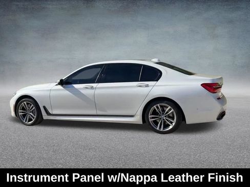 Used 2016 BMW 750i xDrive AWD/4WD image 17