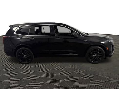 Used 2021 Cadillac XT6 Premium Luxury FWD image 11