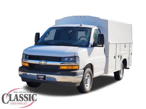 New 2025 Chevrolet Express 3500 w/ Power Convenience Package RWD image 13