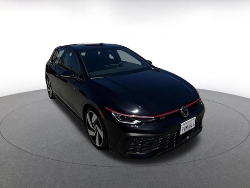 Used 2026 Volkswagen Golf S FWD image 11
