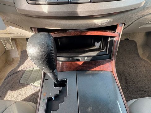 Used 2012 Toyota Avalon image 19