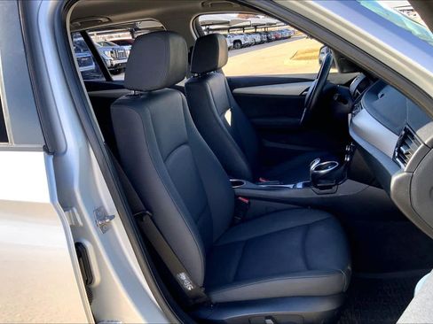 Used 2015 BMW X1 sDrive28i image 8