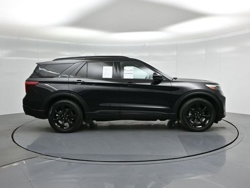 Certified 2022 Ford Explorer ST-Line w/ Class IV Trailer Tow Package image 27