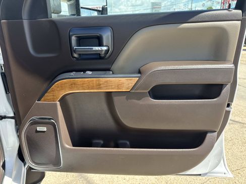 Used 2019 Chevrolet Silverado 3500 LTZ w/ Duramax Plus Package AWD/4WD image 13