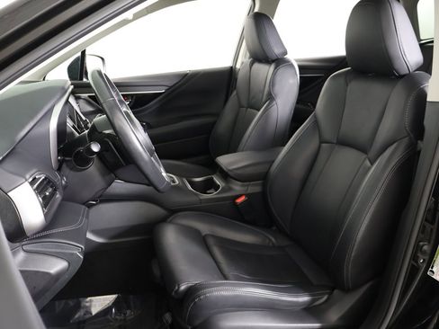 Used 2024 Subaru Outback Limited image 31