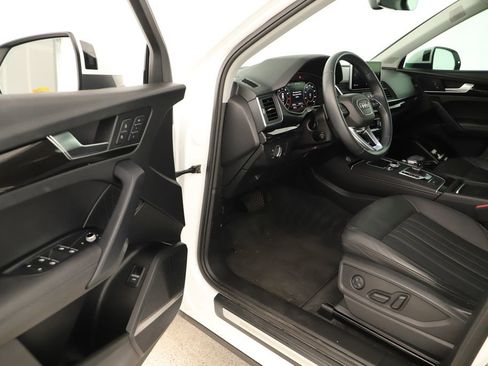 Used 2020 Audi Q5 2.0T Premium Plus w/ Premium Plus Package AWD/4WD image 14