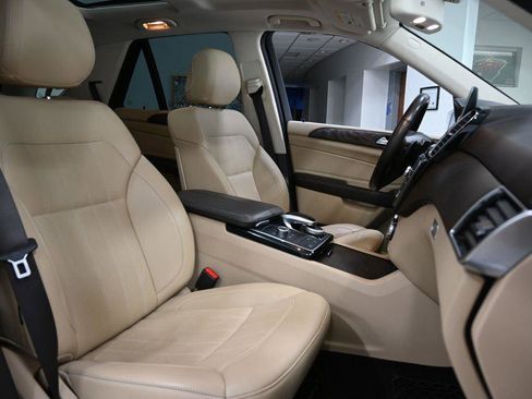 Used 2019 Mercedes-Benz GLE 400 4MATIC w/ Premium 1 Package image 22