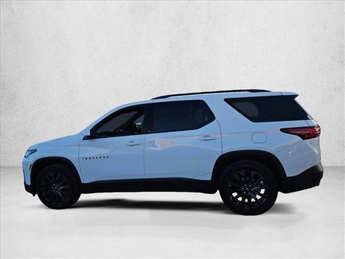 Used 2023 Chevrolet Traverse RS image 8