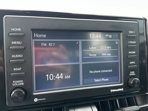 Used 2021 Toyota RAV4 XLE image 12