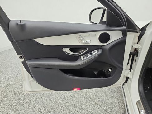 Used 2019 Mercedes-Benz C 300 Sedan image 12