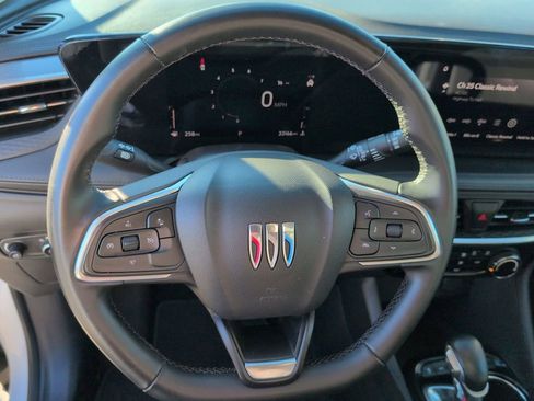 Used 2024 Buick Encore GX Sport Touring image 8
