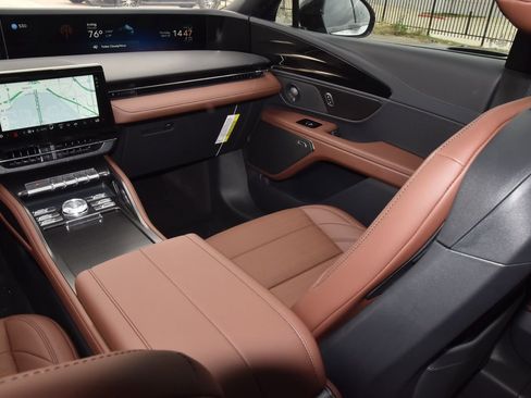 New 2026 Lincoln Nautilus Reserve w/ Jet Appearance Package AWD/4WD image 24
