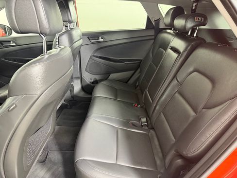 Used 2016 Hyundai Tucson Limited w/ Option Group 03 FWD image 19