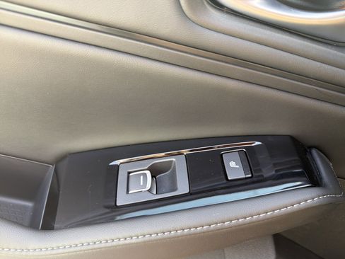 Certified 2025 Honda Accord Touring image 25