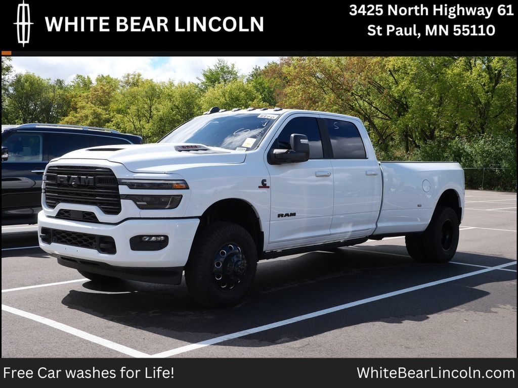 Used 2025 RAM 3500 Laramie AWD/4WD image 1
