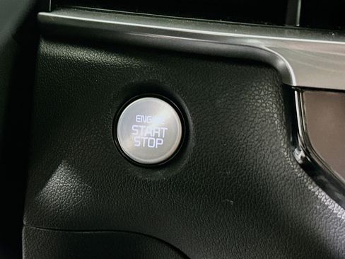 Used 2025 Kia Sorento S FWD image 20