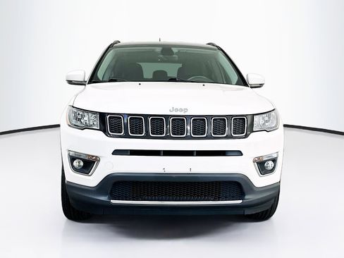 Used 2018 Jeep Compass Limited AWD/4WD image 2