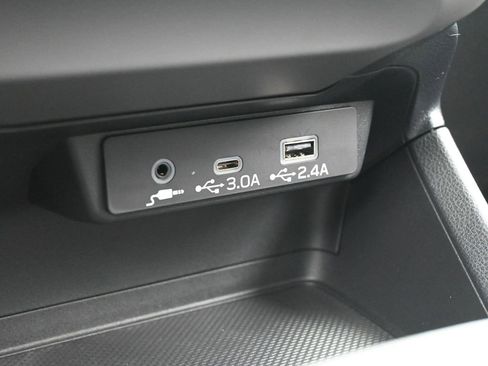 Used 2024 Subaru Crosstrek 2.0i Premium image 22