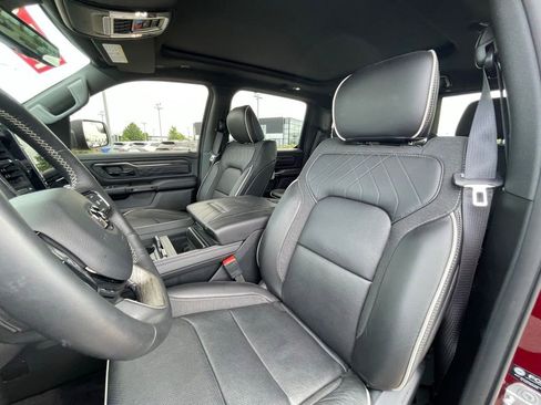 Used 2025 RAM 1500 Limited AWD/4WD image 22