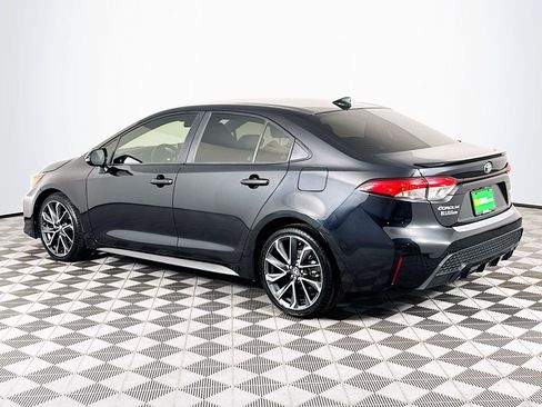Used 2021 Toyota Corolla SE FWD image 6