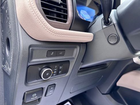 Used 2024 Ford Expedition Max Limited image 23