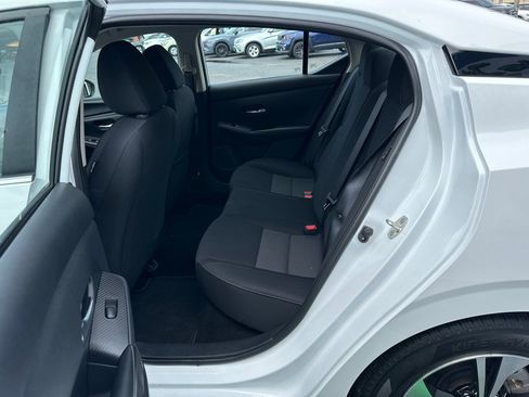 Used 2023 Nissan Sentra SV FWD image 15