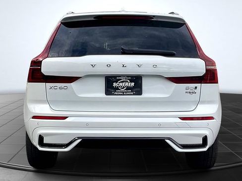 New 2026 Volvo XC60 B5 Ultra w/ Climate Package image 5