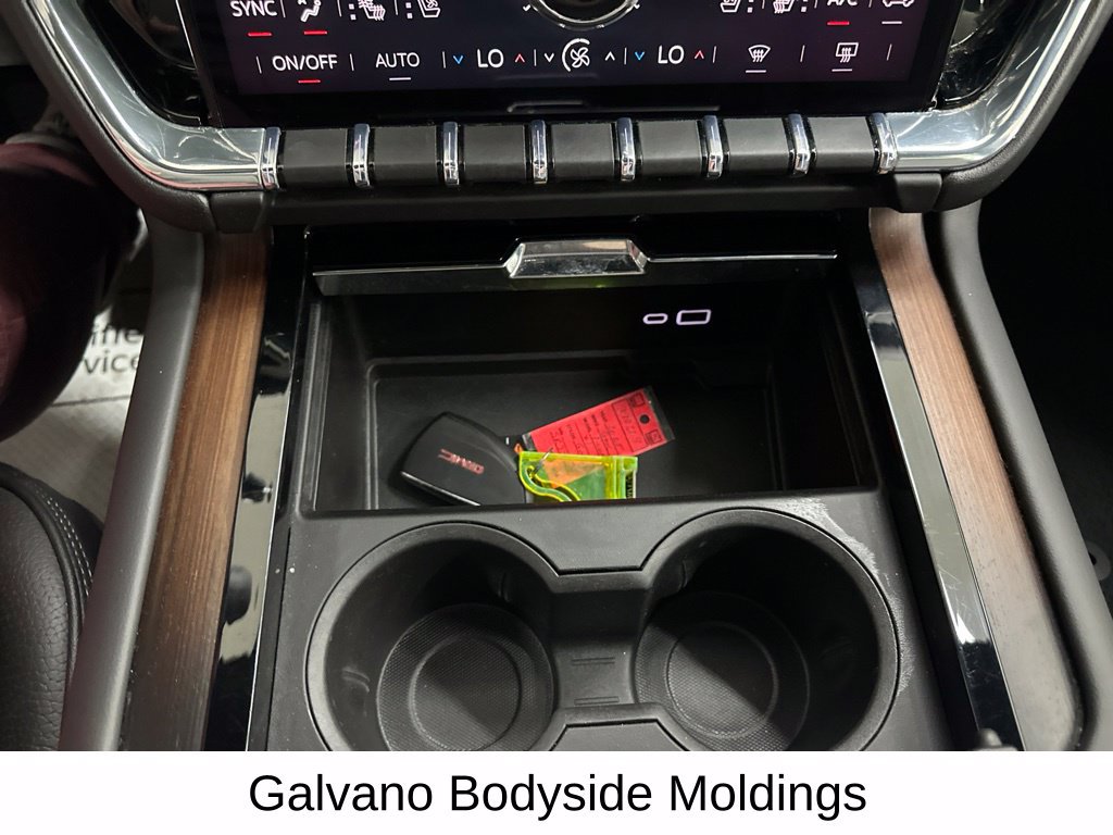 Used 2025 GMC Yukon XL Denali AWD/4WD image 49