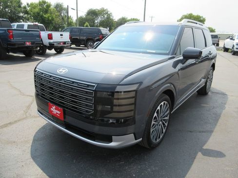 Used 2026 Hyundai Palisade Calligraphy AWD/4WD image 11