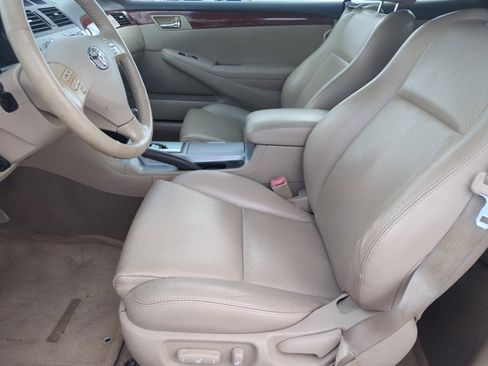 Used 2006 Toyota Solara SLE image 12