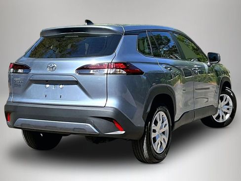 Used 2026 Toyota Corolla Cross L image 5