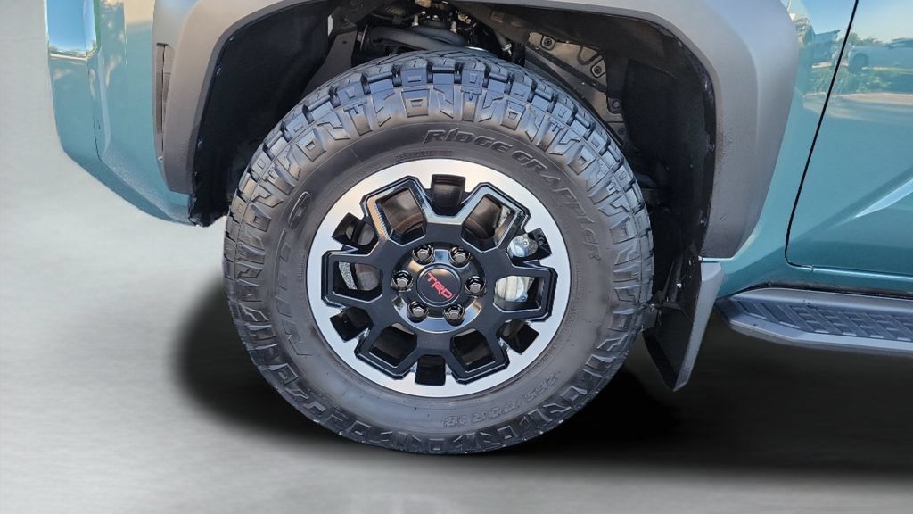 Used 2025 Toyota 4Runner TRD Off-Road Premium AWD/4WD image 26