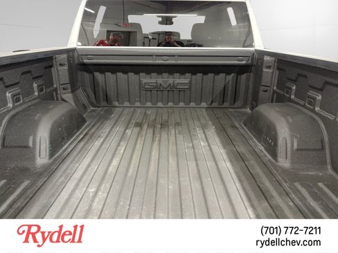 Used 2023 GMC Sierra 1500 SLE AWD/4WD image 18