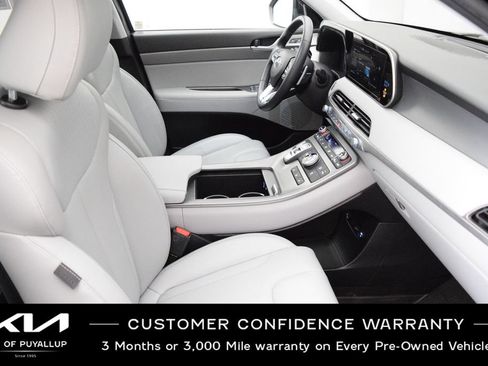 Used 2022 Hyundai Palisade SEL w/ 8P Bench Seat Package AWD/4WD image 16