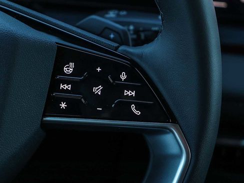 New 2025 Audi Q6 e-tron Premium image 19