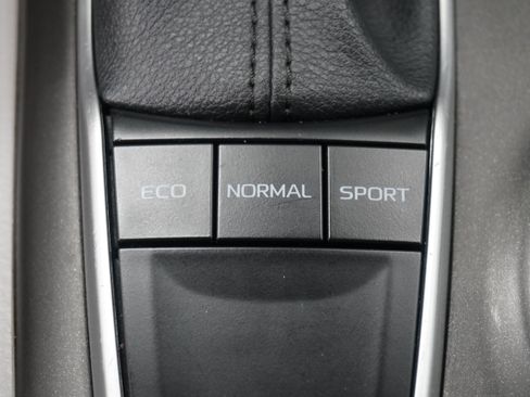 Used 2023 Toyota Camry LE FWD image 20