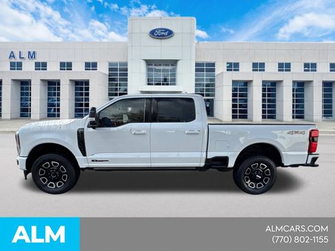 Used 2025 Ford F250 Platinum w/ Snow Plow Prep Package AWD/4WD image 11