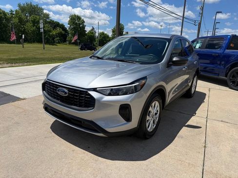 Certified 2023 Ford Escape Active w/ Tech Pack #1 AWD/4WD image 7