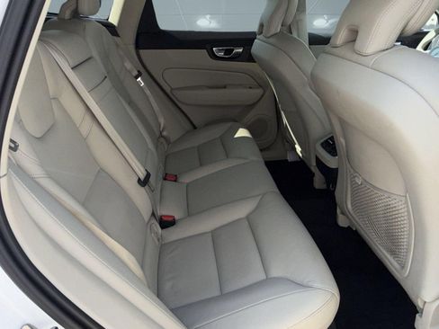 Used 2019 Volvo XC60 T5 Inscription w/ Protection Package FWD image 30