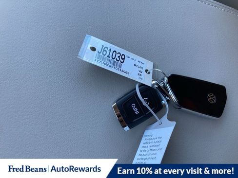 New 2026 Volkswagen Atlas SE image 17