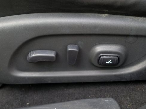 Used 2013 INFINITI JX35 AWD w/ Premium Pkg image 22