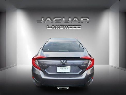 Used 2019 Honda Civic Sport image 4