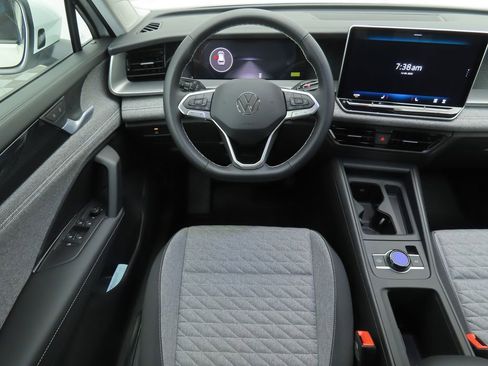 New 2026 Volkswagen Tiguan S FWD image 10