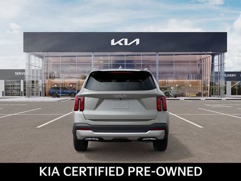 Certified 2026 Kia Sorento EX w/ EX Premium Package FWD image 5