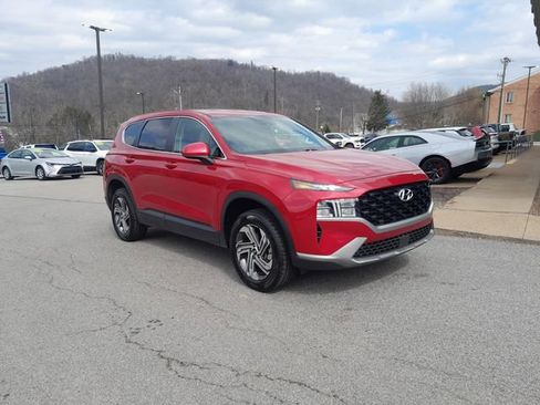 Used 2023 Hyundai Santa Fe SE w/ Cargo Package AWD/4WD image 2