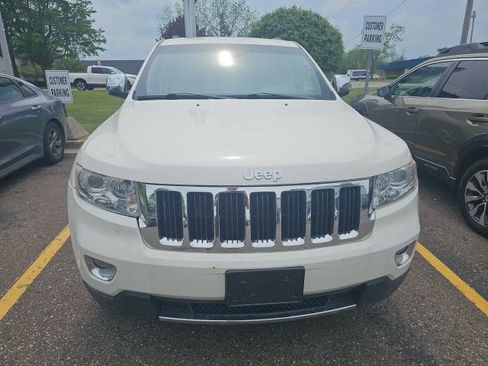 Used 2012 Jeep Grand Cherokee Limited w/ Mopar Chrome Edition Group AWD/4WD image 2
