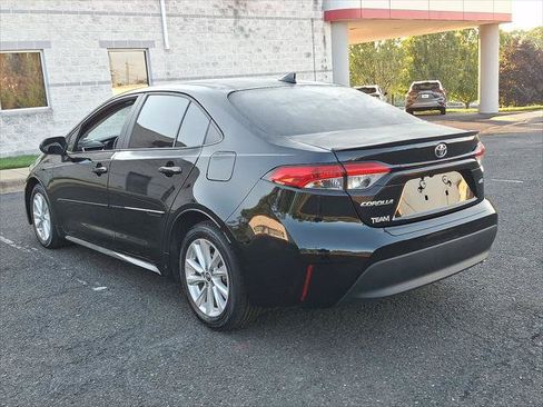 Certified 2025 Toyota Corolla LE w/ LE Premium Package FWD image 23