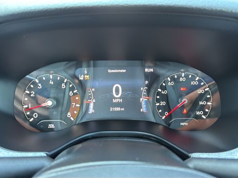 Used 2023 Jeep Compass Latitude AWD/4WD image 16