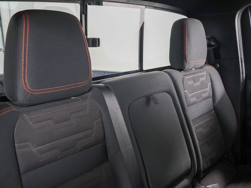 Used 2022 Nissan Frontier PRO-4X AWD/4WD image 28